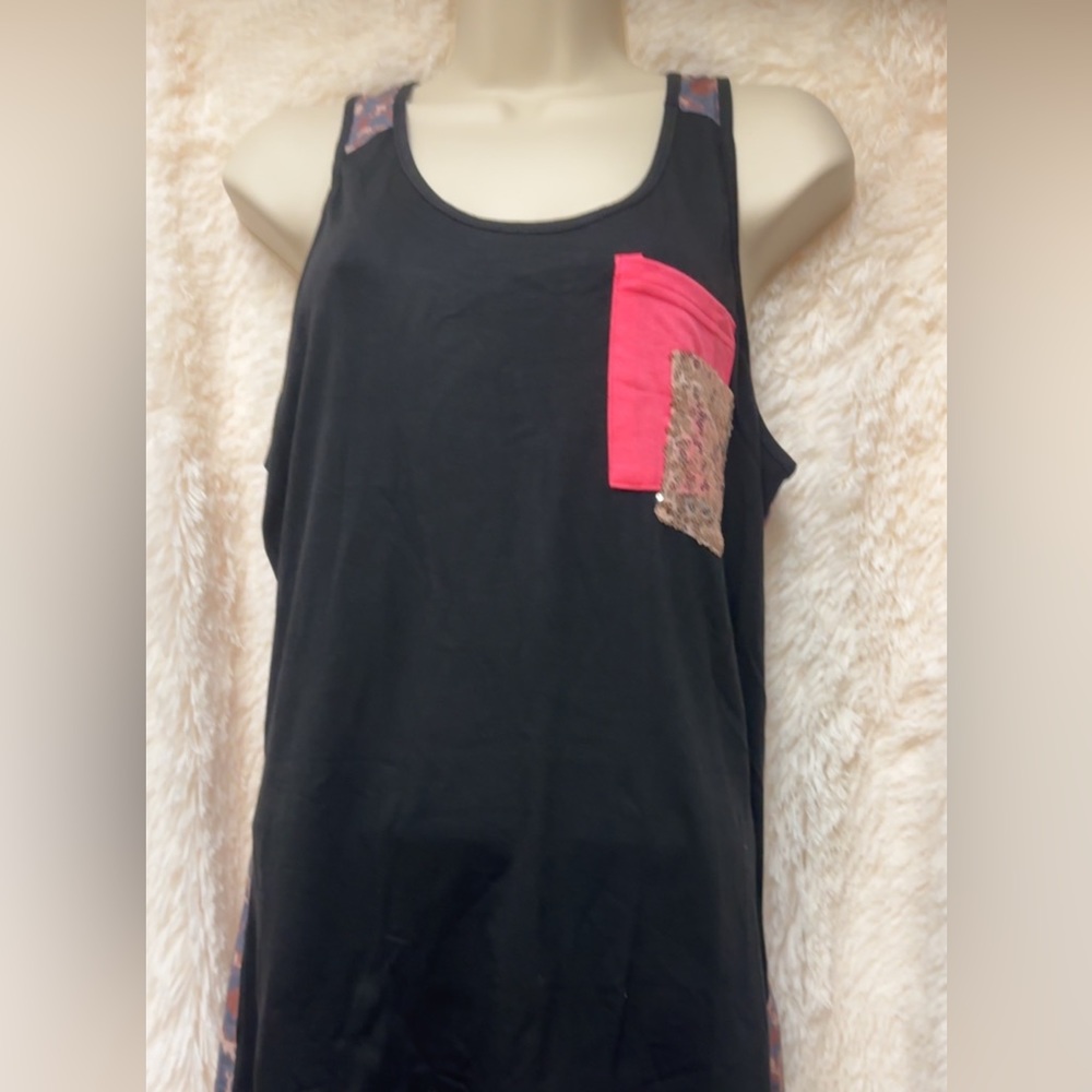 Black Racerback Tanktop. Bling pocket